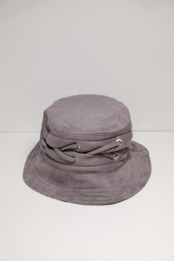 Dark beige velvet bucket hat