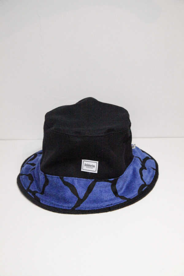 Black bucket hat blue pattern