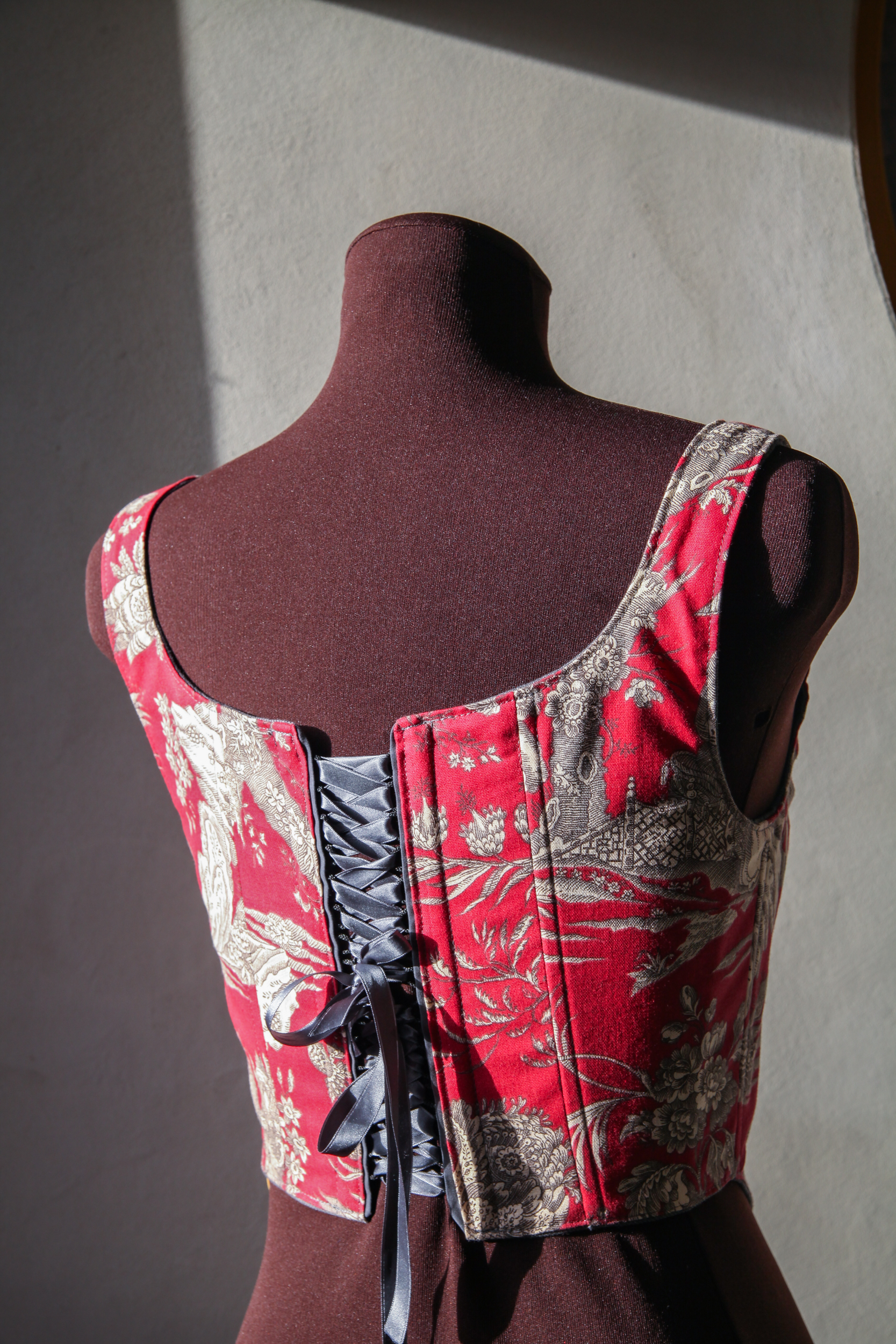 Dark red/ burgundy corset top with vintage chinese print, upcycled