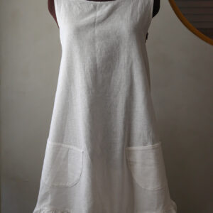 Casual everyday dress apron white