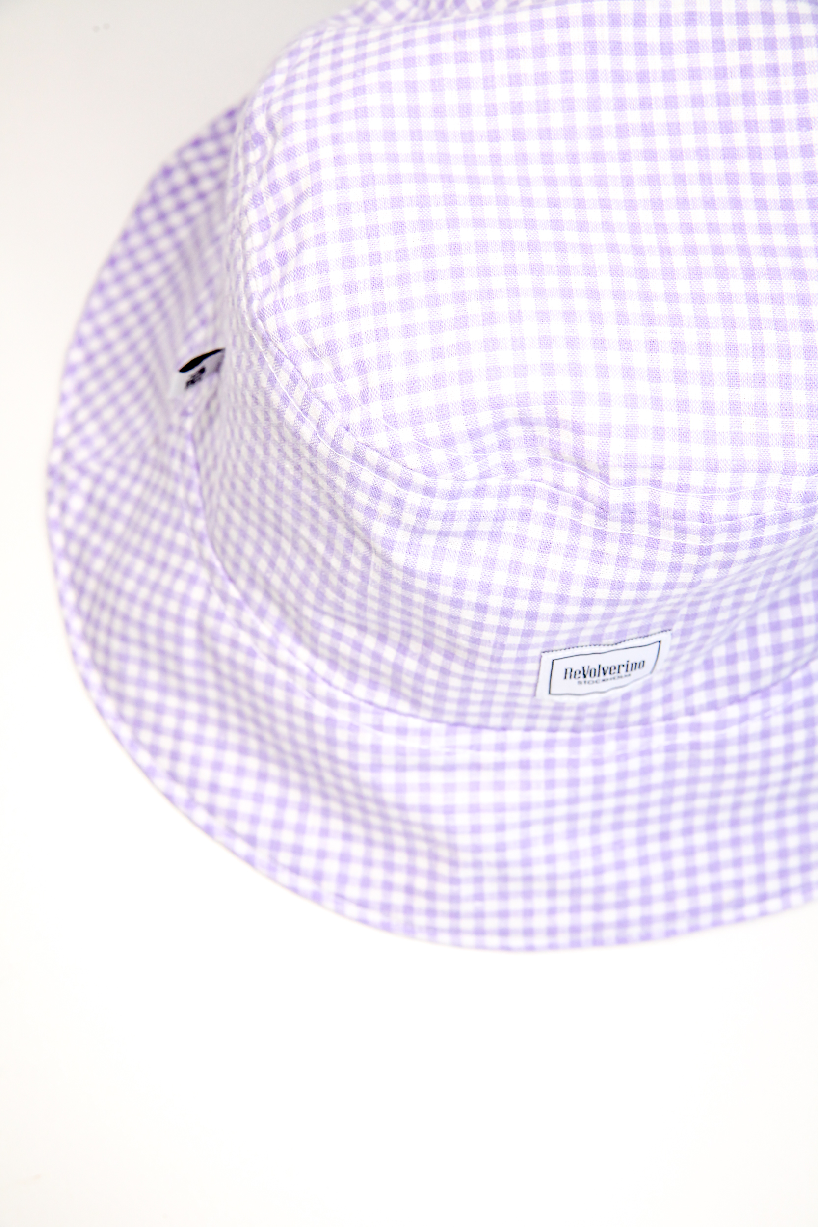 Summer bucket hat with checkered baby purple pattern