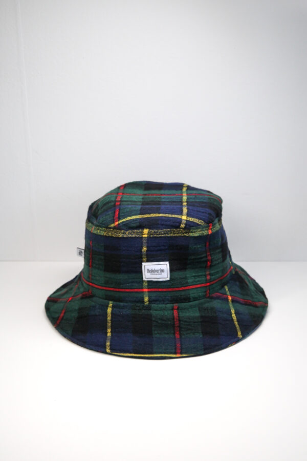 Bucket hat scotish checked pattern print