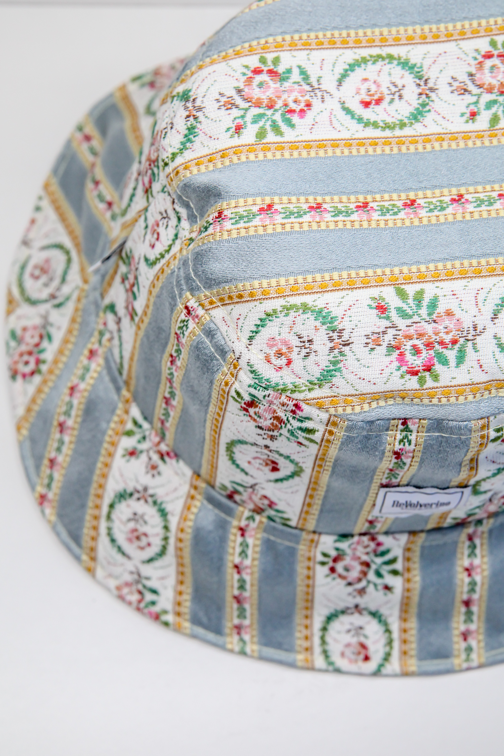 Classy bucket hat vintage royal silky pattern